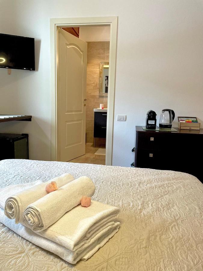 Al Poggio - Luxury Rooms Capoterra Eksteriør bilde