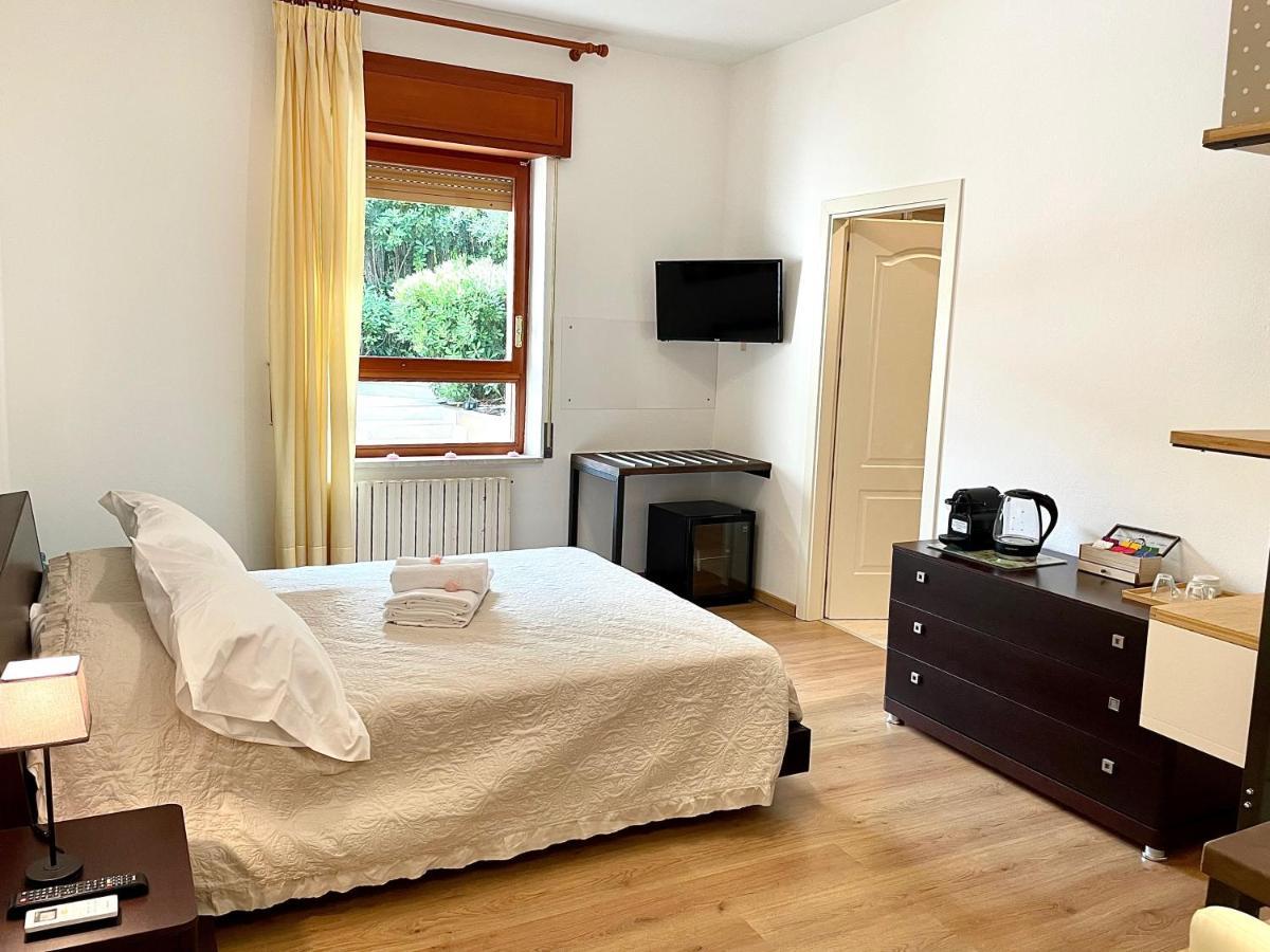 Al Poggio - Luxury Rooms Capoterra Eksteriør bilde